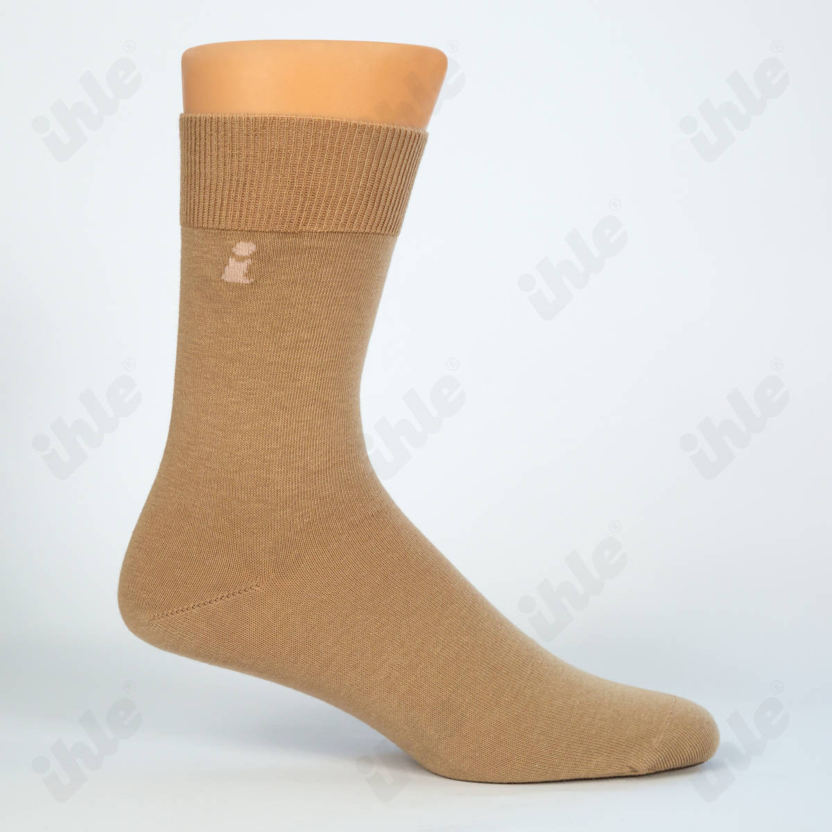 Socke klassisch
leichter Ripprand, gekettelt
Größe: 39-42
Farbe: beige
(PAAR)